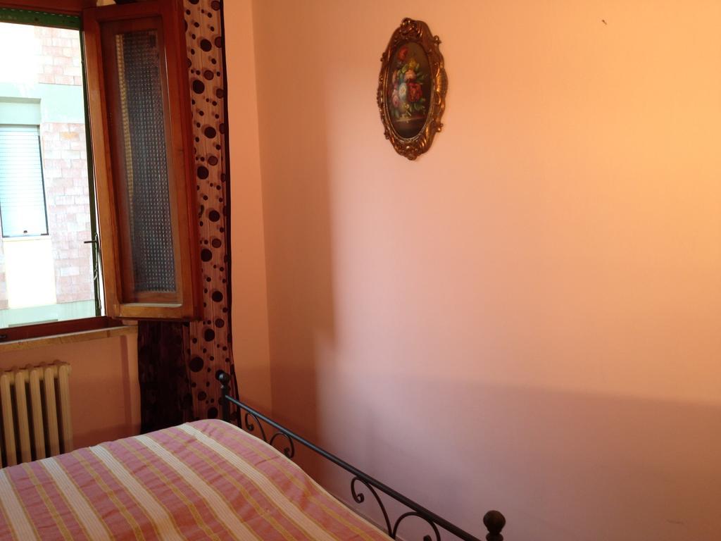 Stanza Bellaria Hotell Pontedera Rom bilde